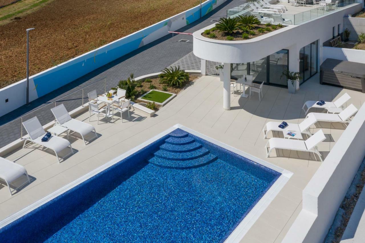 Luxury Apartments Baotic تروغير المظهر الخارجي الصورة