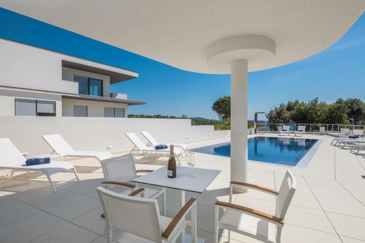 Luxury Apartments Baotic تروغير المظهر الخارجي الصورة